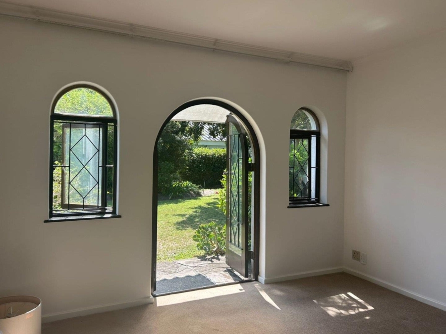 To Let 4 Bedroom Property for Rent in Constantia Western Cape